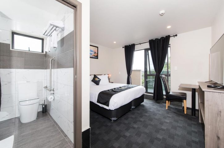 Auckland Accommodation – Harbourside to Airport terminal