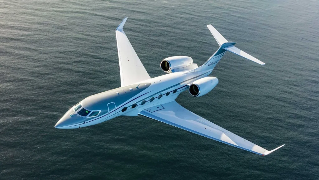 How to Comfortably Survive a 15-Hour Ultra-Long-Haul Flight